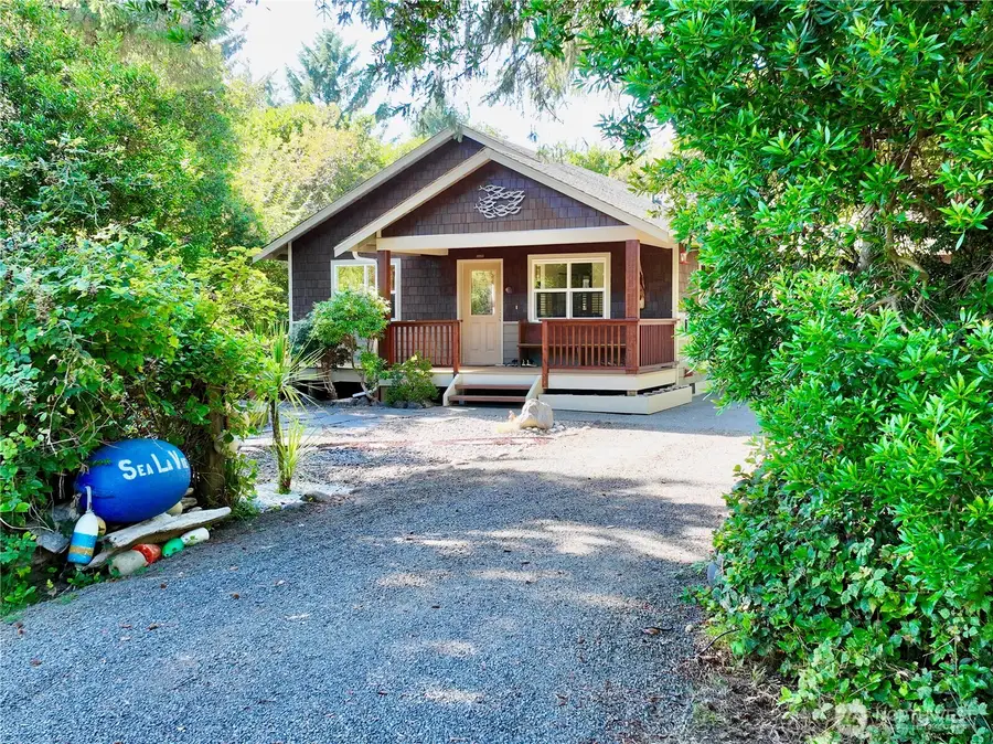 143 S Oar Loop Sw, Ocean Shores, WA 98569 - #3