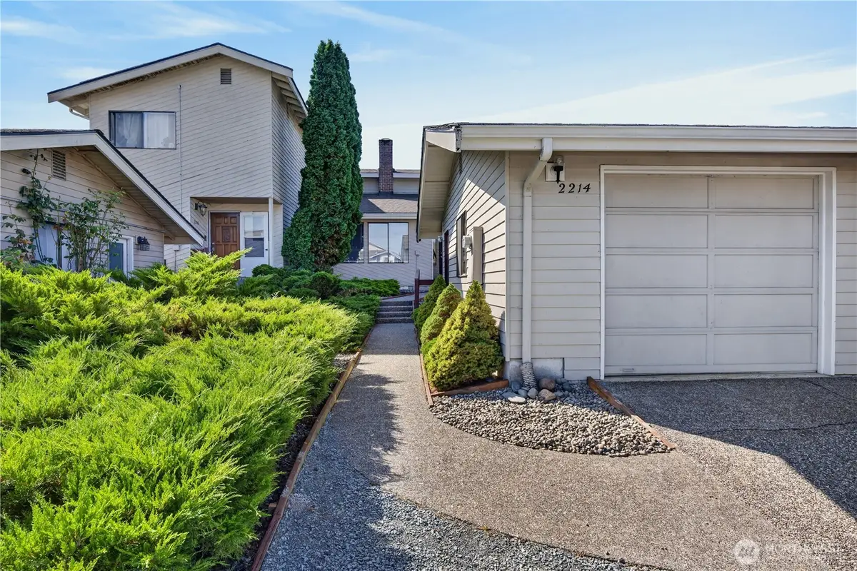 2214 E Fulton, Mount Vernon, WA 98273 - #1