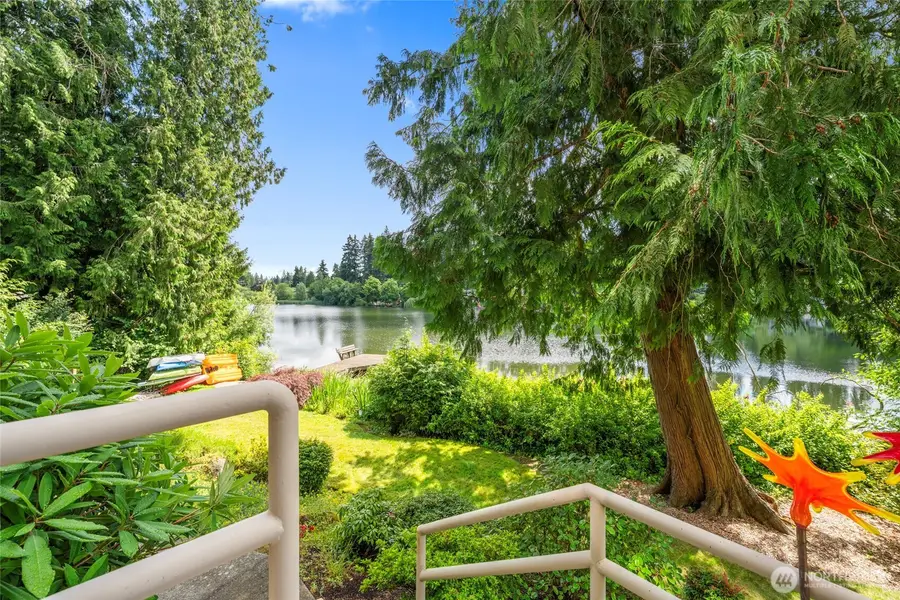 19528 Echo Lake Place N #B101, Shoreline, WA 98133 - #2
