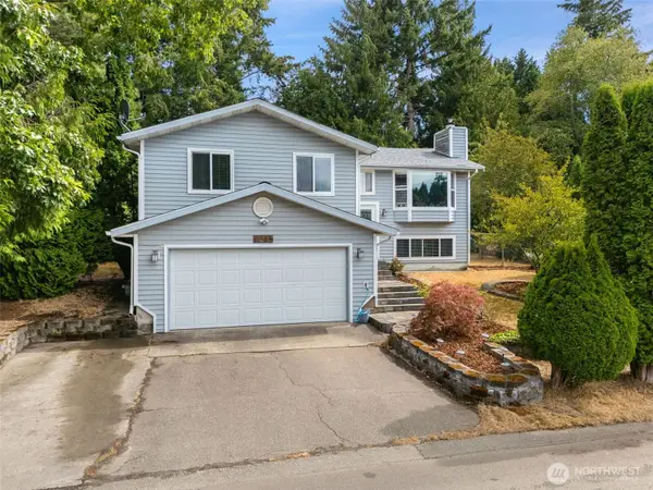7048 Aegean Boulevard Ne, Bremerton, WA 98311