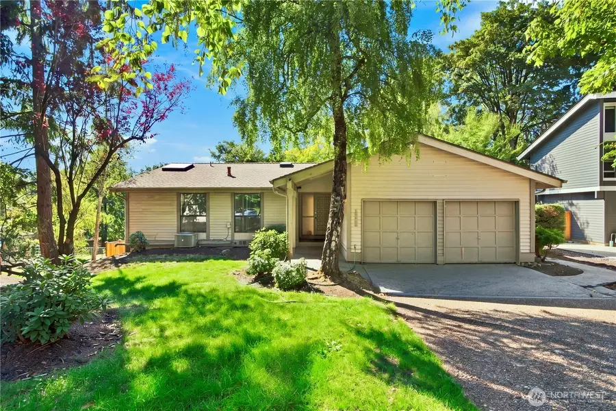 13945 SE 60th Street, Bellevue, WA 98006 - #2