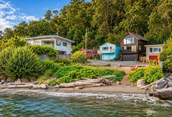 11428 Arroyo Beach Place Sw, Seattle, WA 98146