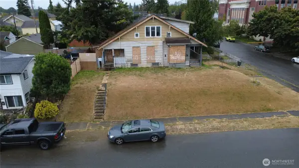 1703 Oakes, Everett, WA 98201