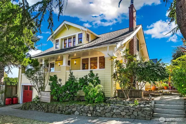 2502 18th Avenue S, Seattle, WA 98144