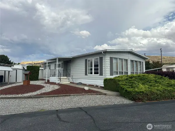 3655 NW Cascade Ave Avenue #15, East Wenatchee, WA 98802