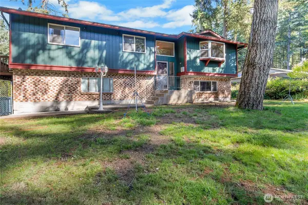 25225 70th Avenue E, Graham, WA 98338