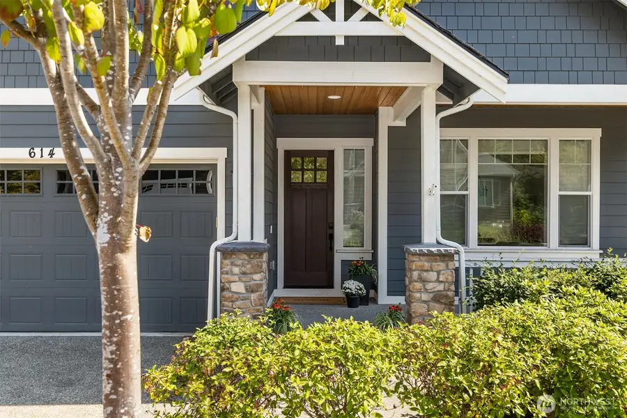 614 Landmark Court Ne, Bainbridge Island, WA 98110 - #2