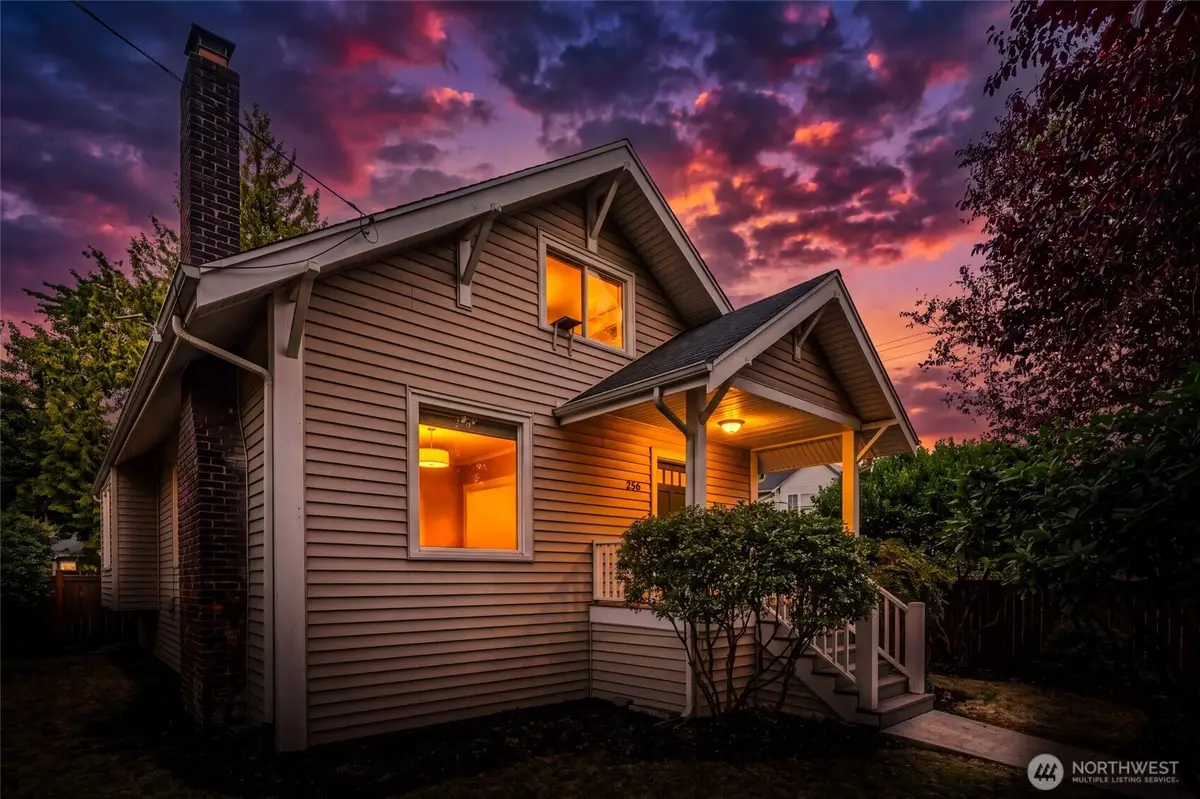 256 NE 50th Street, Seattle, WA 98105 - #1