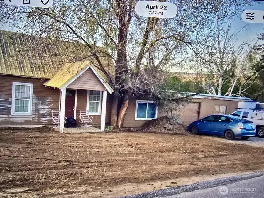 1322 4th Street, Wenatchee, WA 98801 - #3