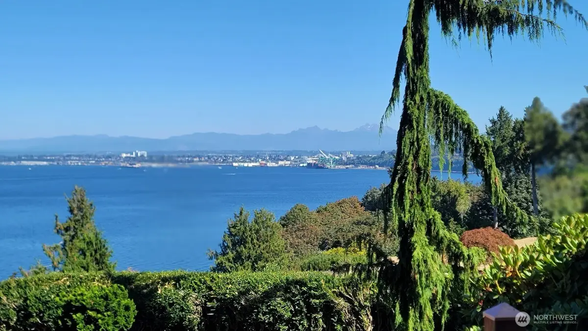 4605 Baker Drive, Everett, WA 98203 - #1