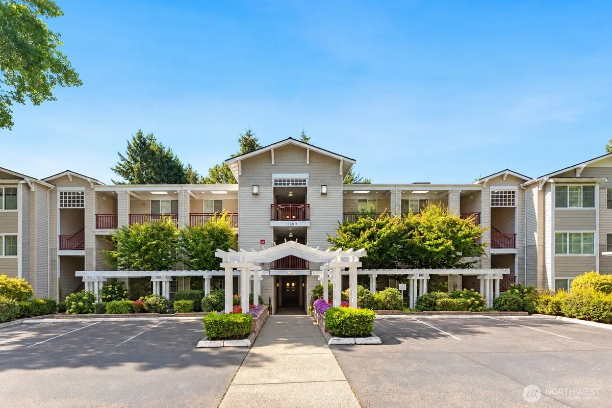 1709 134th Avenue Se #22, Bellevue, WA 98005 - #1