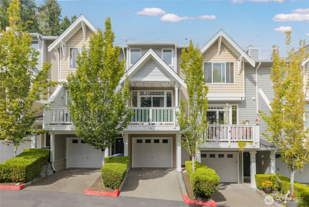 23120 SE Black Nugget Road #L4, Issaquah, WA 98029 - #1