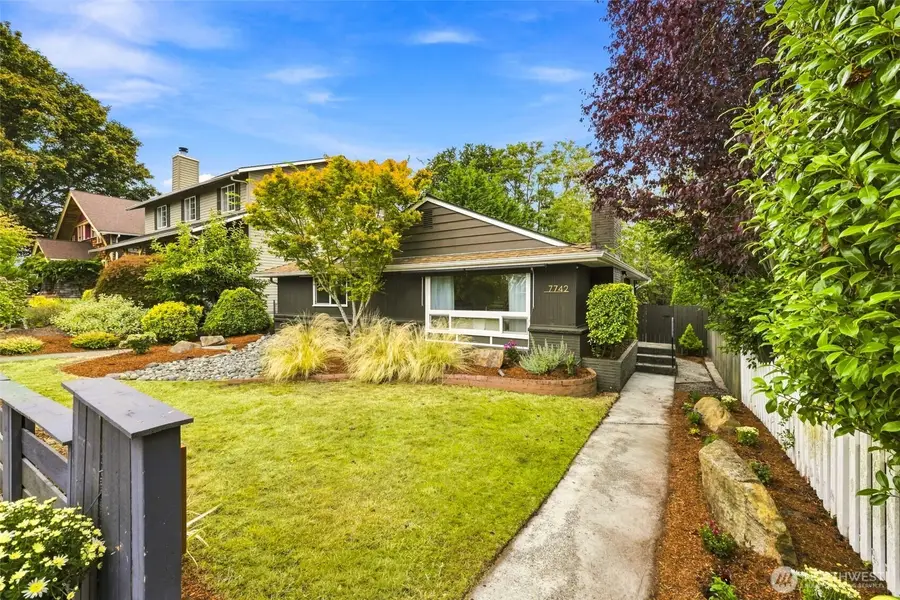 7742 30th Avenue Sw, Seattle, WA 98126 - #2