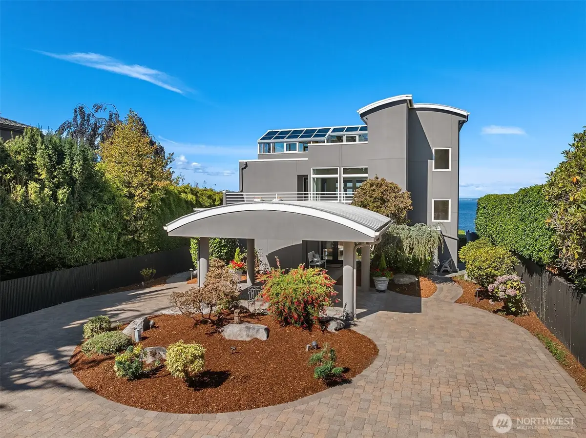 4544 W Sheridan Street, Seattle, WA 98199 - #1