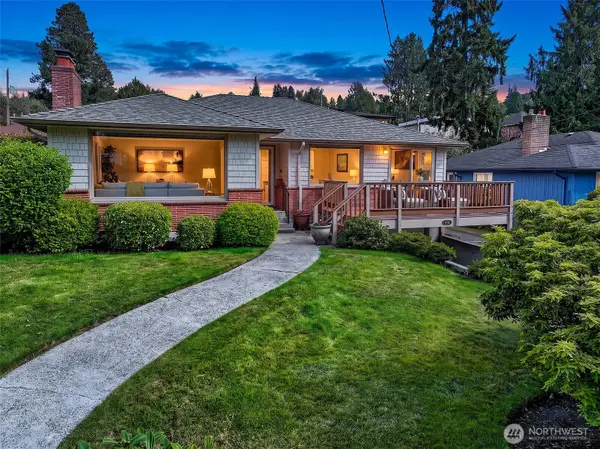 9240 Fauntleroy Way Sw, Seattle, WA 98136
