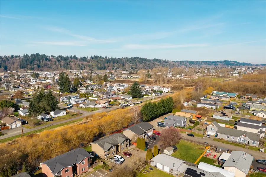 201 2nd Place Se, Pacific, WA 98047 - #3
