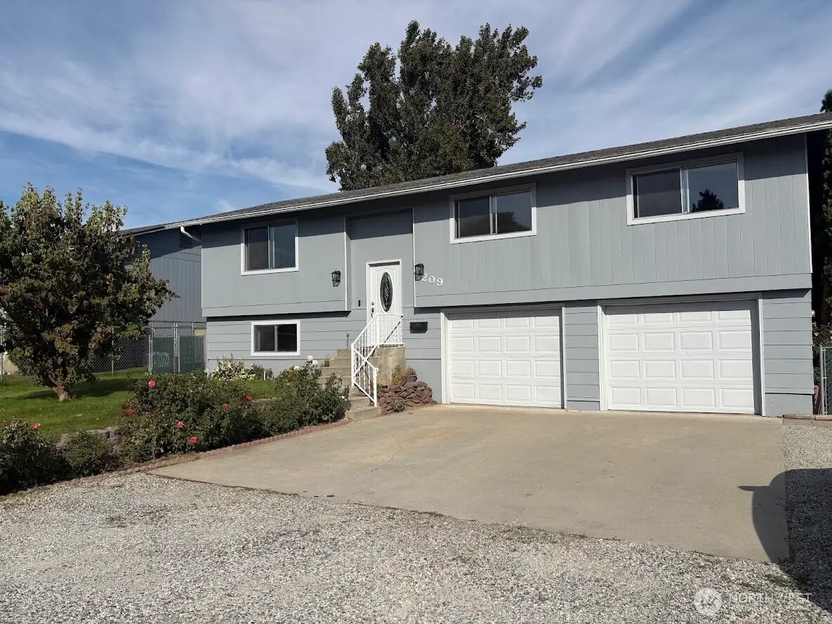 209 Eastridge Drive, East Wenatchee, WA 98802 - #1