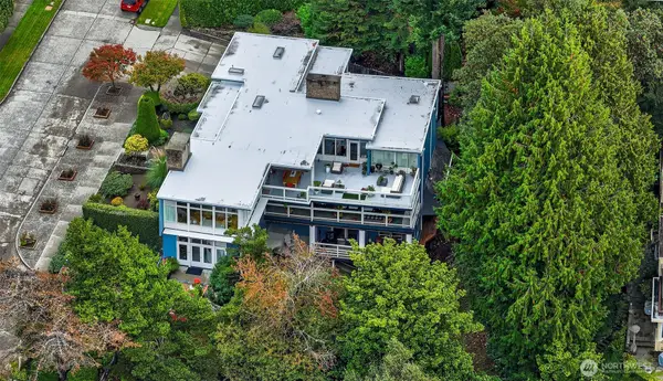 4221 W Armour Street, Seattle, WA 98199