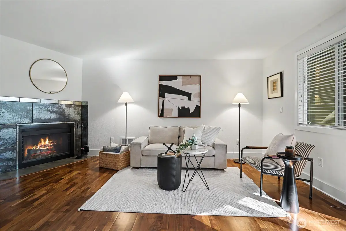 11052 NE 33rd Place #A4, Bellevue, WA 98004 - #1