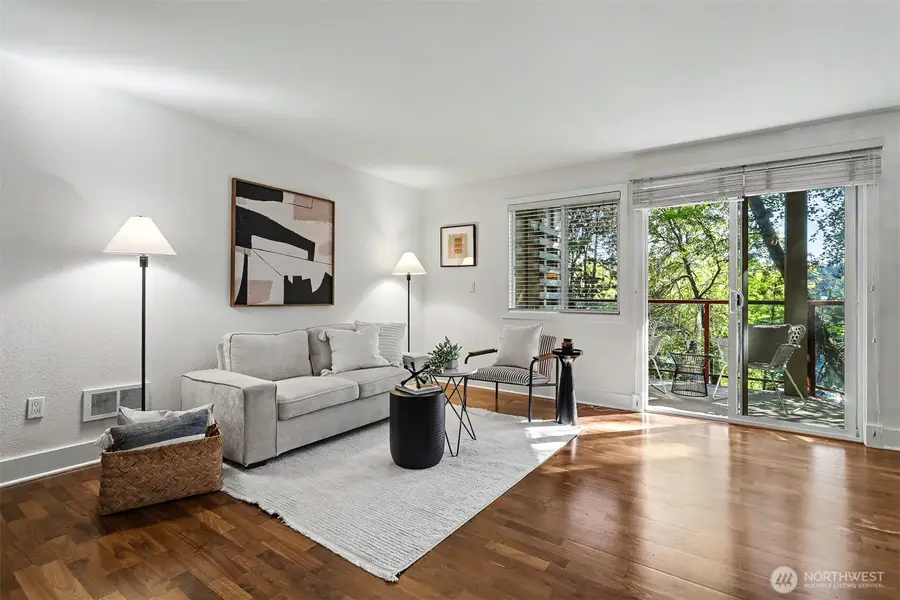 11052 NE 33rd Place #A4, Bellevue, WA 98004 - #2
