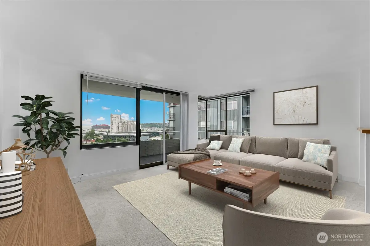 521 5th Avenue W #306, Seattle, WA 98119 - #1