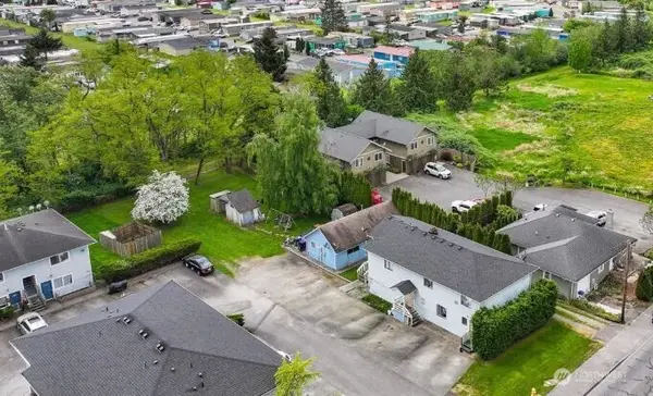 3316 E College Way, Mount Vernon, WA 98273