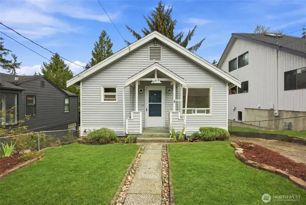 8914 30th Avenue Nw, Seattle, WA 98117