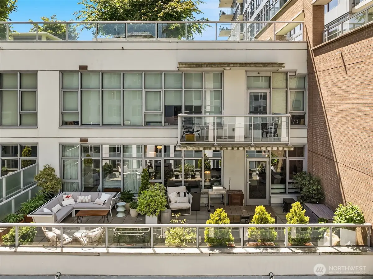 583 Battery Street #702N, Seattle, WA 98121 - #1
