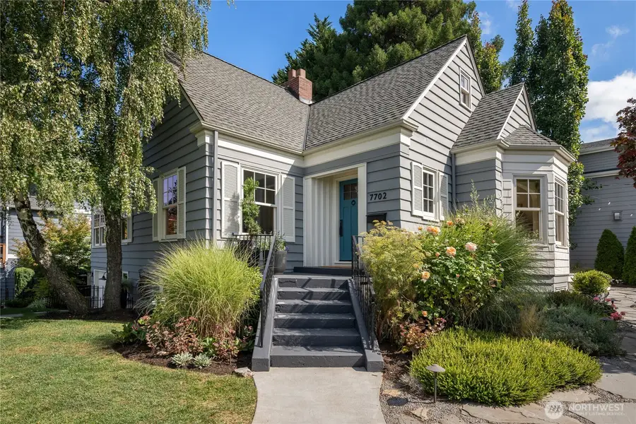 7702 Sunnyside Avenue N, Seattle, WA 98103 - #2