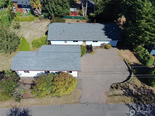 6736 NE Admiral Lane, Hansville, WA 98340