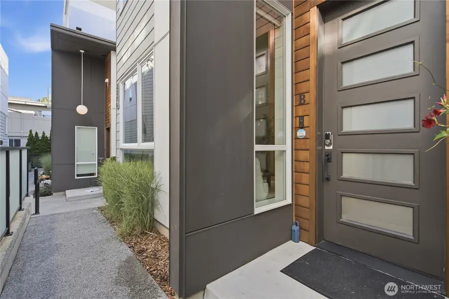 2214 Franklin Ave E #B, Seattle, WA 98102 - #2