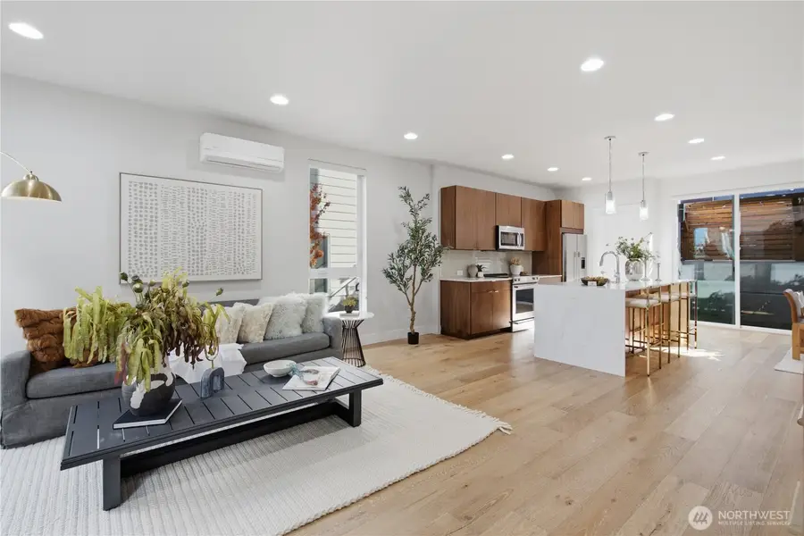 2214 Franklin Ave E #B, Seattle, WA 98102 - #3