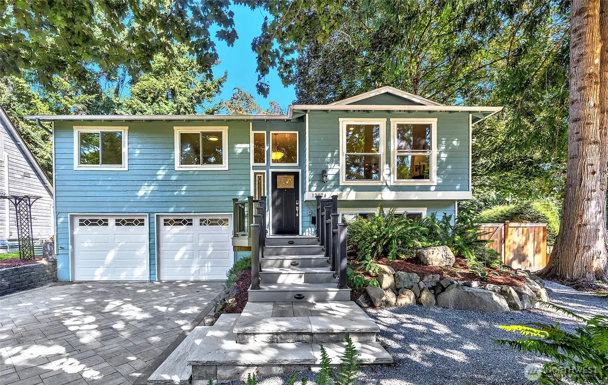 12824 98th Place Ne, Kirkland, WA 98034 - #1