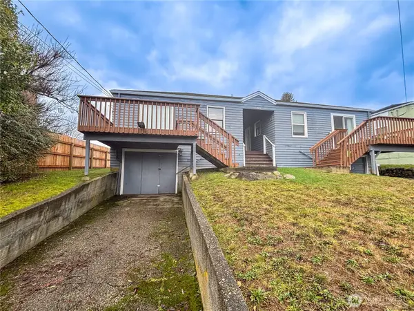 2017 Vandalia Avenue, Bremerton, WA 98310