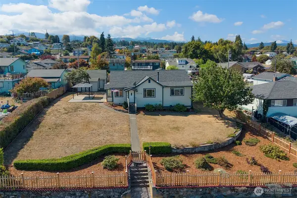 1026 E Sixth Street, Port Angeles, WA 98362