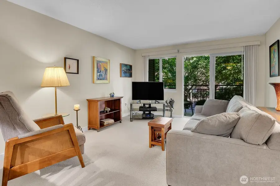 275 W Roy Street #205, Seattle, WA 98119 - #3