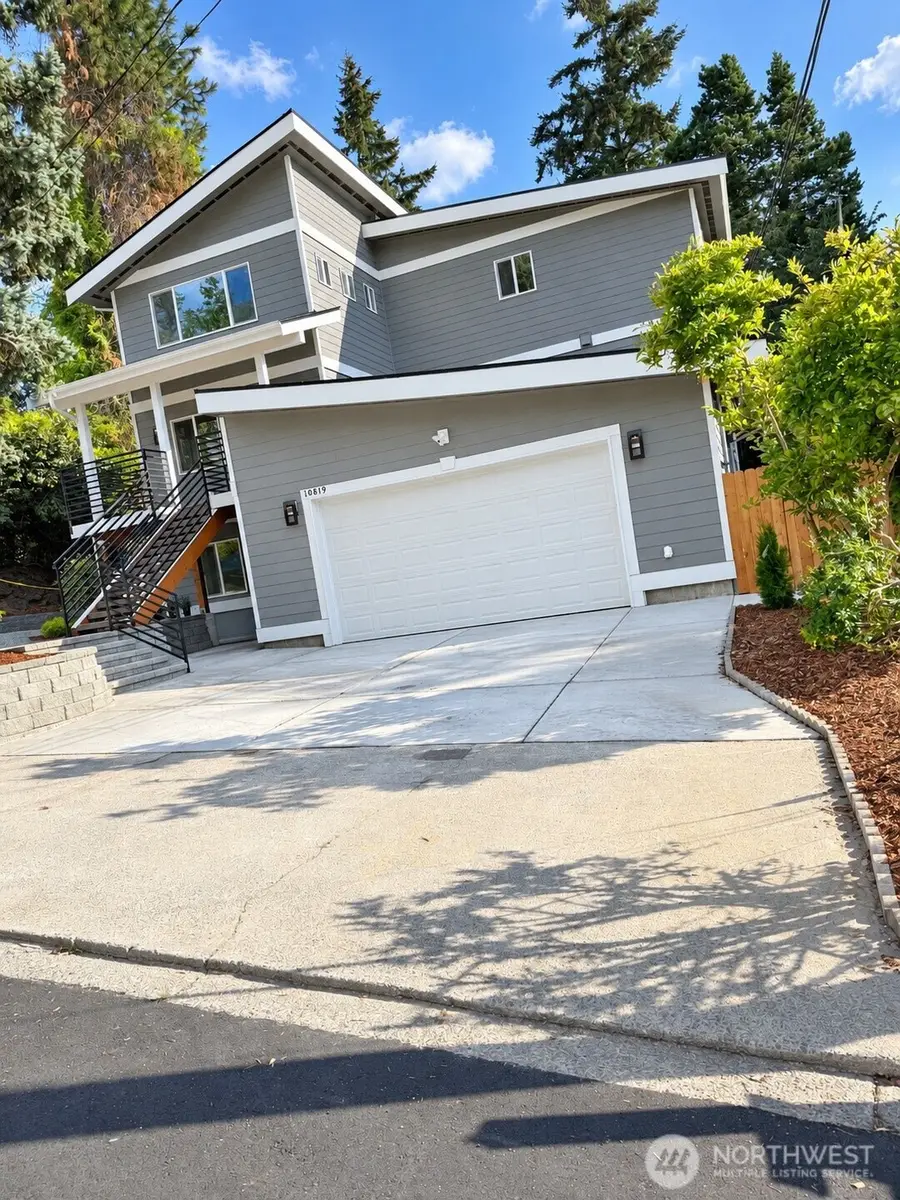 10819 SE 236th Street, Kent, WA 98031 - #2