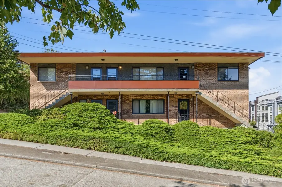 4301 Whitman Avenue N, Seattle, WA 98103 - #2