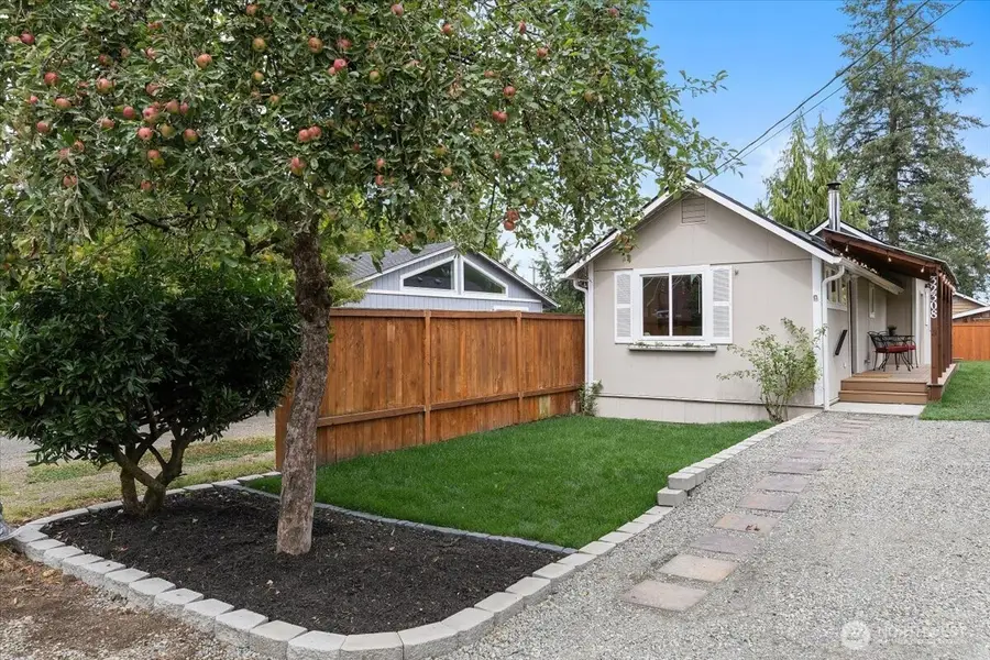 32308 E Rutherford Street, Carnation, WA 98014 - #3