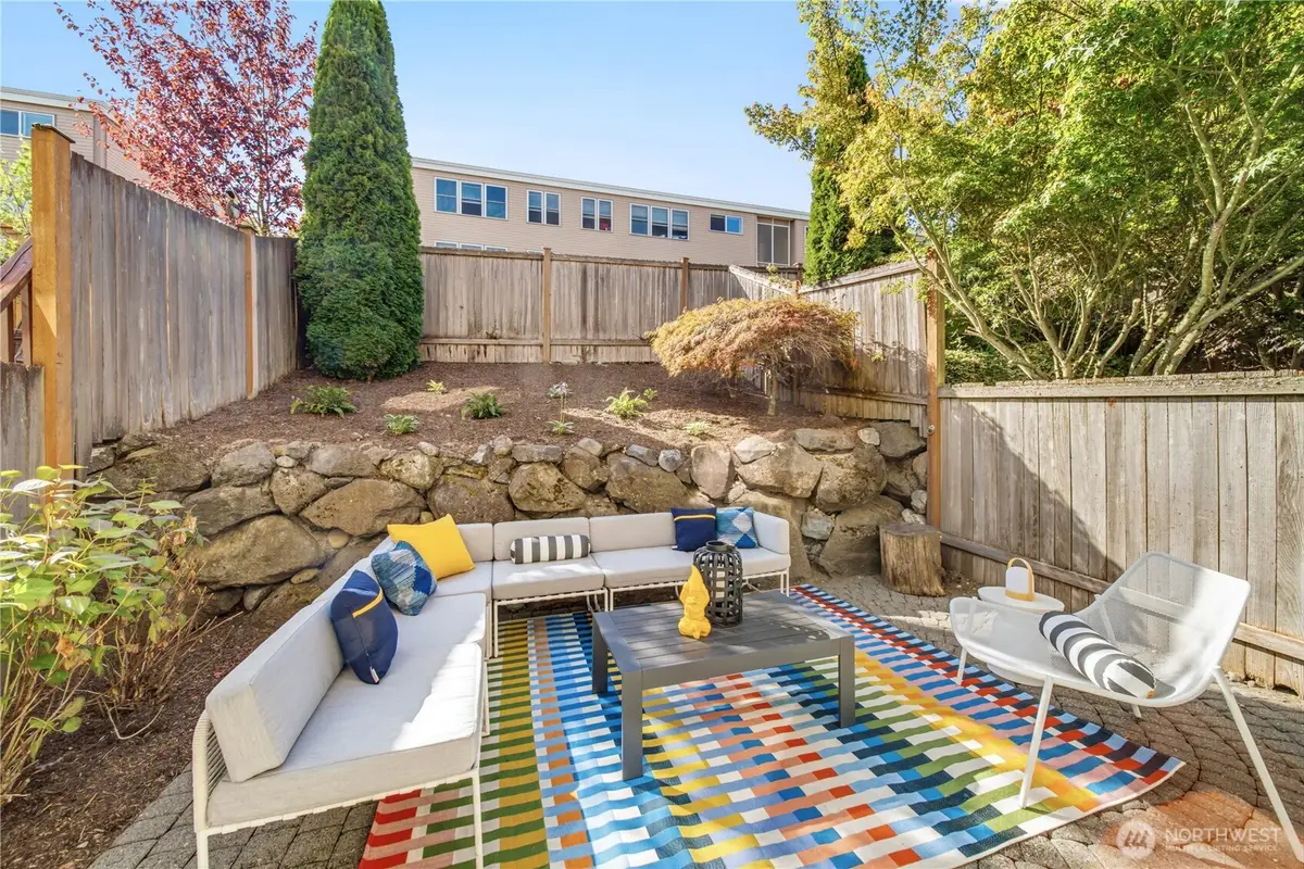 12325 10th Place Ne #D, Seattle, WA 98125 - #1