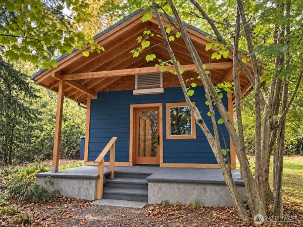 1697 E Marrowstone, Nordland, WA 98358