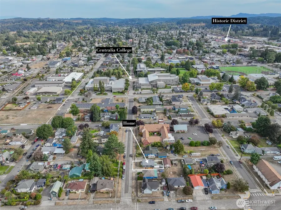 516 S Washington Avenue, Centralia, WA 98531 - #2