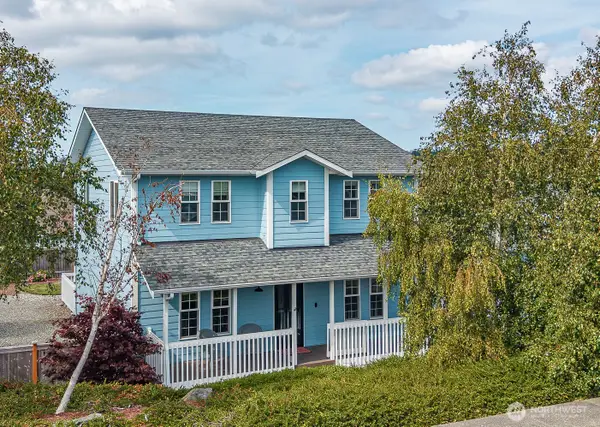 1589 SW Victory Street, Oak Harbor, WA 98277