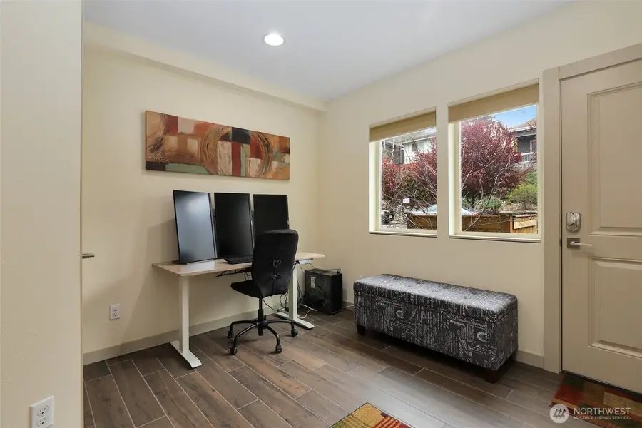 709 15th Avenue #B, Seattle, WA 98122 - #2