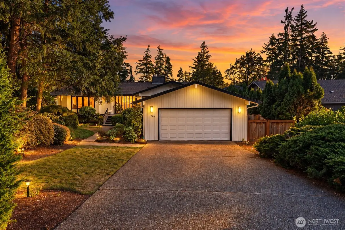 18001 NE 10th Street, Bellevue, WA 98008 - #1