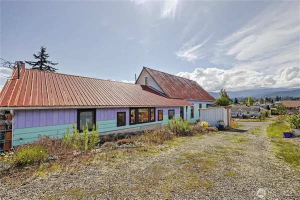 1027 W Seventh Street, Port Angeles, WA 98363