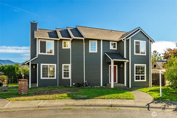 403 Petschauer Place, Enumclaw, WA 98022