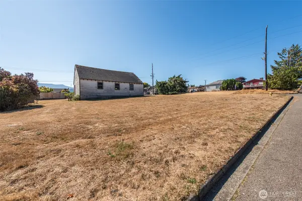 707 S B Street #9 and 10, Port Angeles, WA 98363