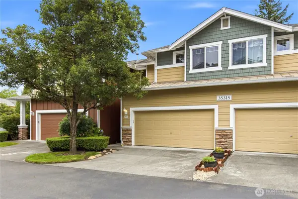 35315 SE Aspen Lane #1002, Snoqualmie, WA 98065