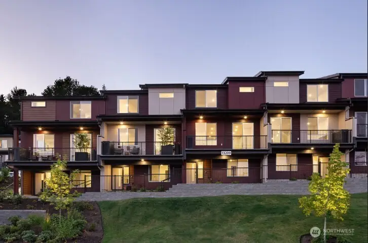 13209 NE 127th Court #B, Kirkland, WA 98034 - #1